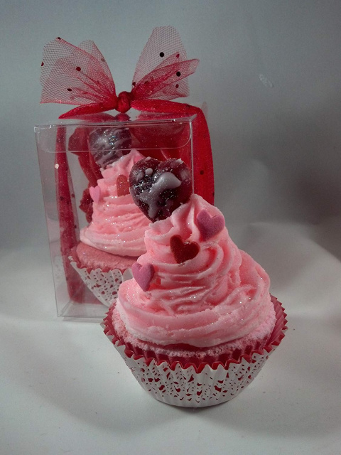 SpaGlo Love Spell Bath Cupcake Bath Bomb